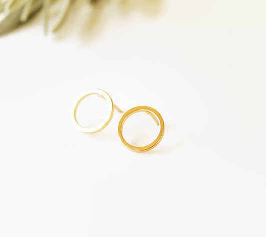 Wild Juniper - Gold Stud Earrings - Open Circle - Liz & Addie 