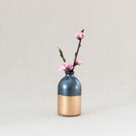 Minimalist Bud Vase - Black and Gold - Liz & Addie 
