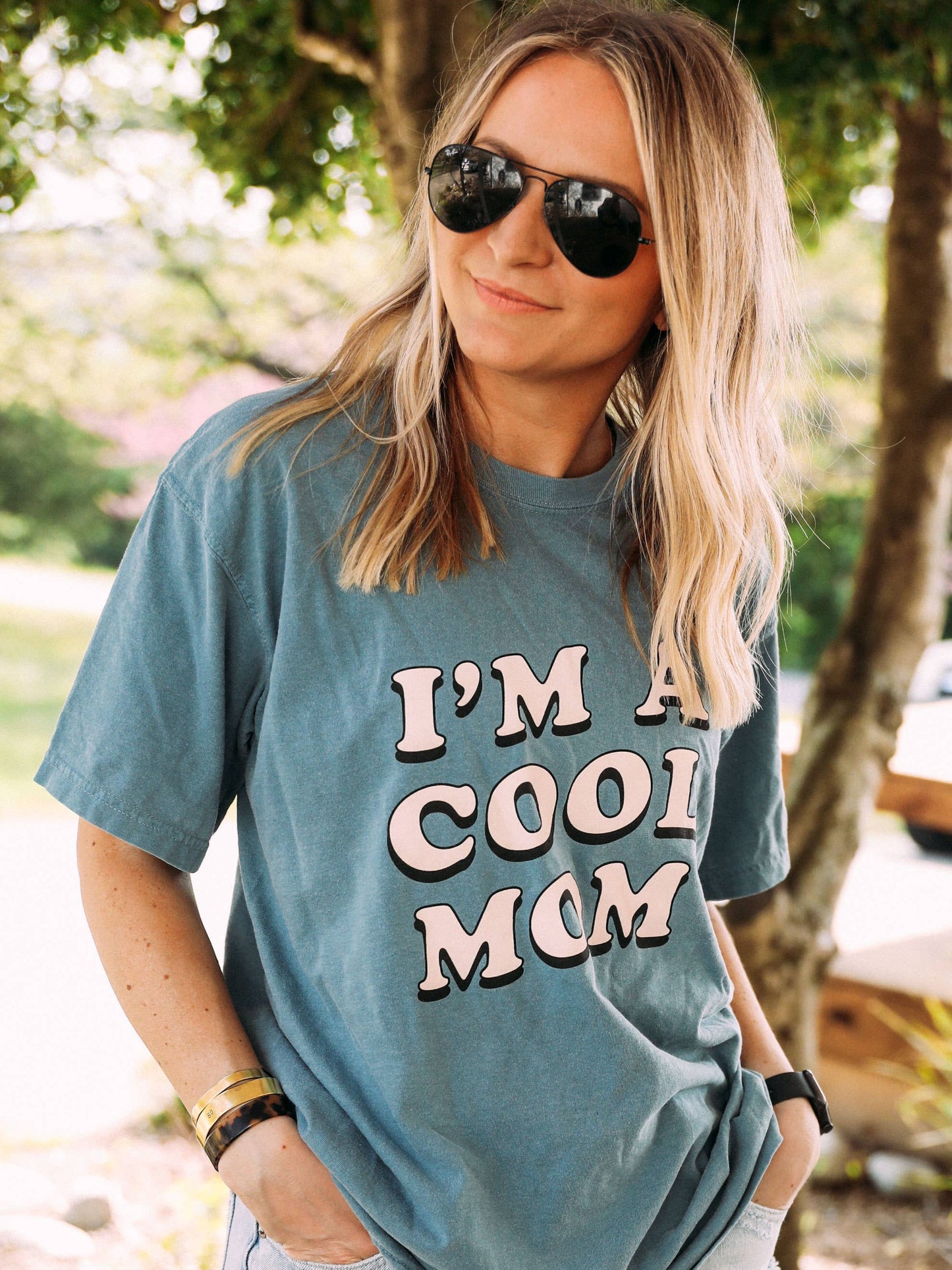 I'm a Cool Mom t-shirt - Liz & Addie 