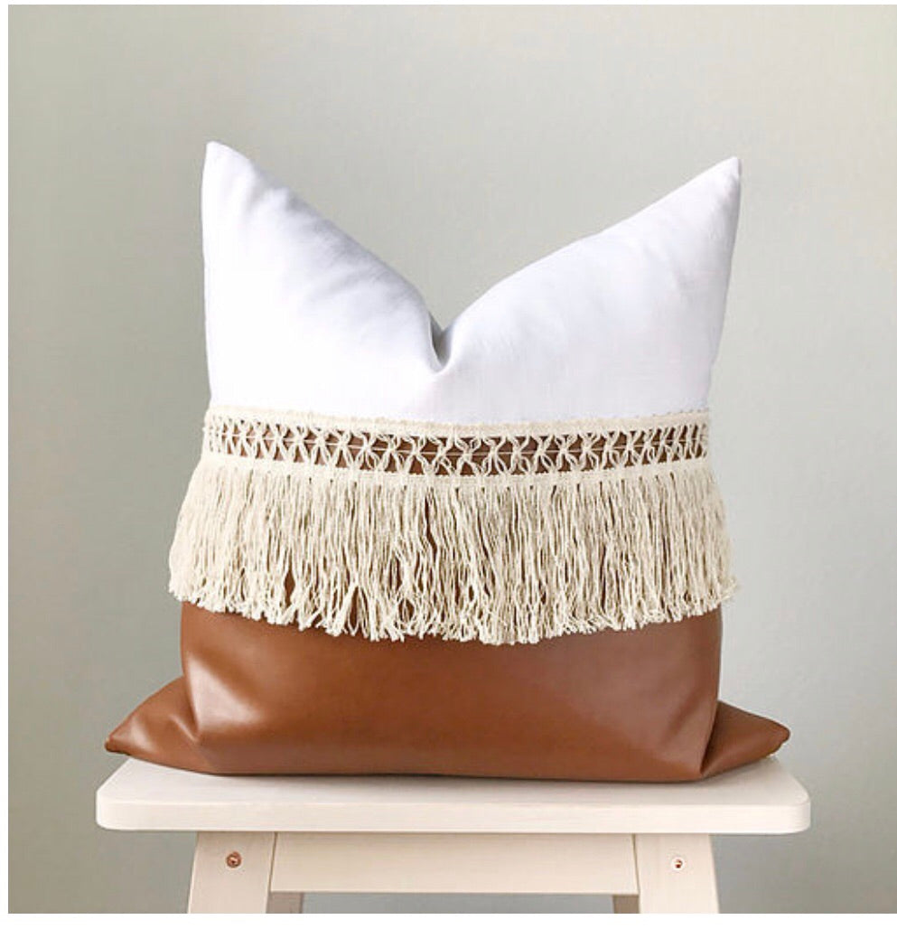 Rosetta in White Fringe - Liz & Addie 